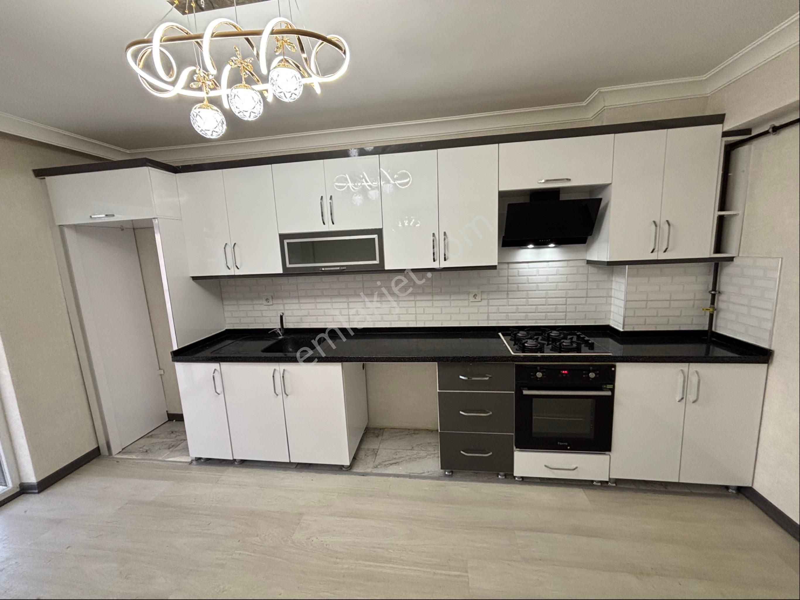 Öz Eda Emlaktan Bağlum Karakayada Satılık Full Yapılı Daire - Görsel 6