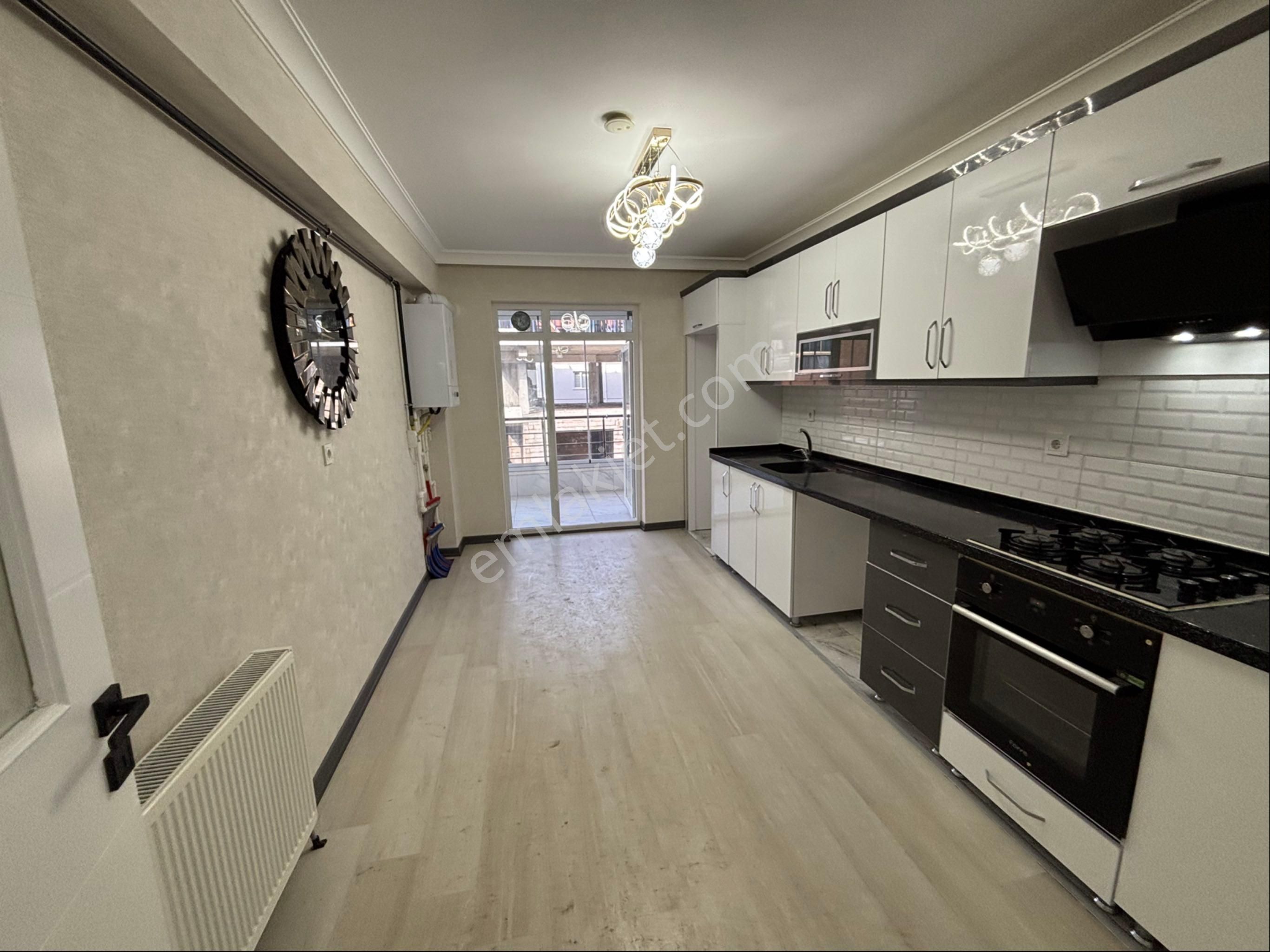 Öz Eda Emlaktan Bağlum Karakayada Satılık Full Yapılı Daire - Görsel 3