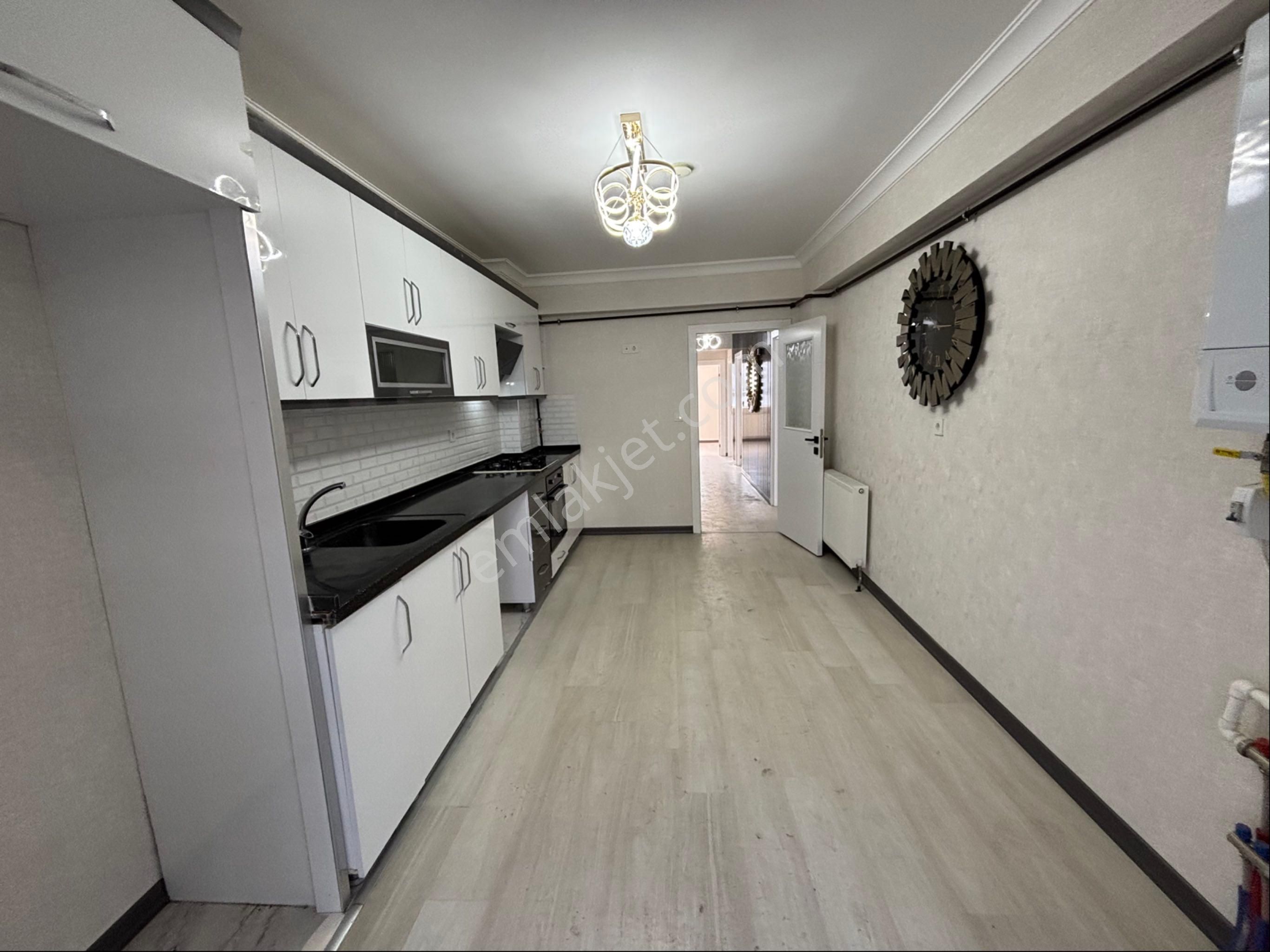 Öz Eda Emlaktan Bağlum Karakayada Satılık Full Yapılı Daire - Görsel 8