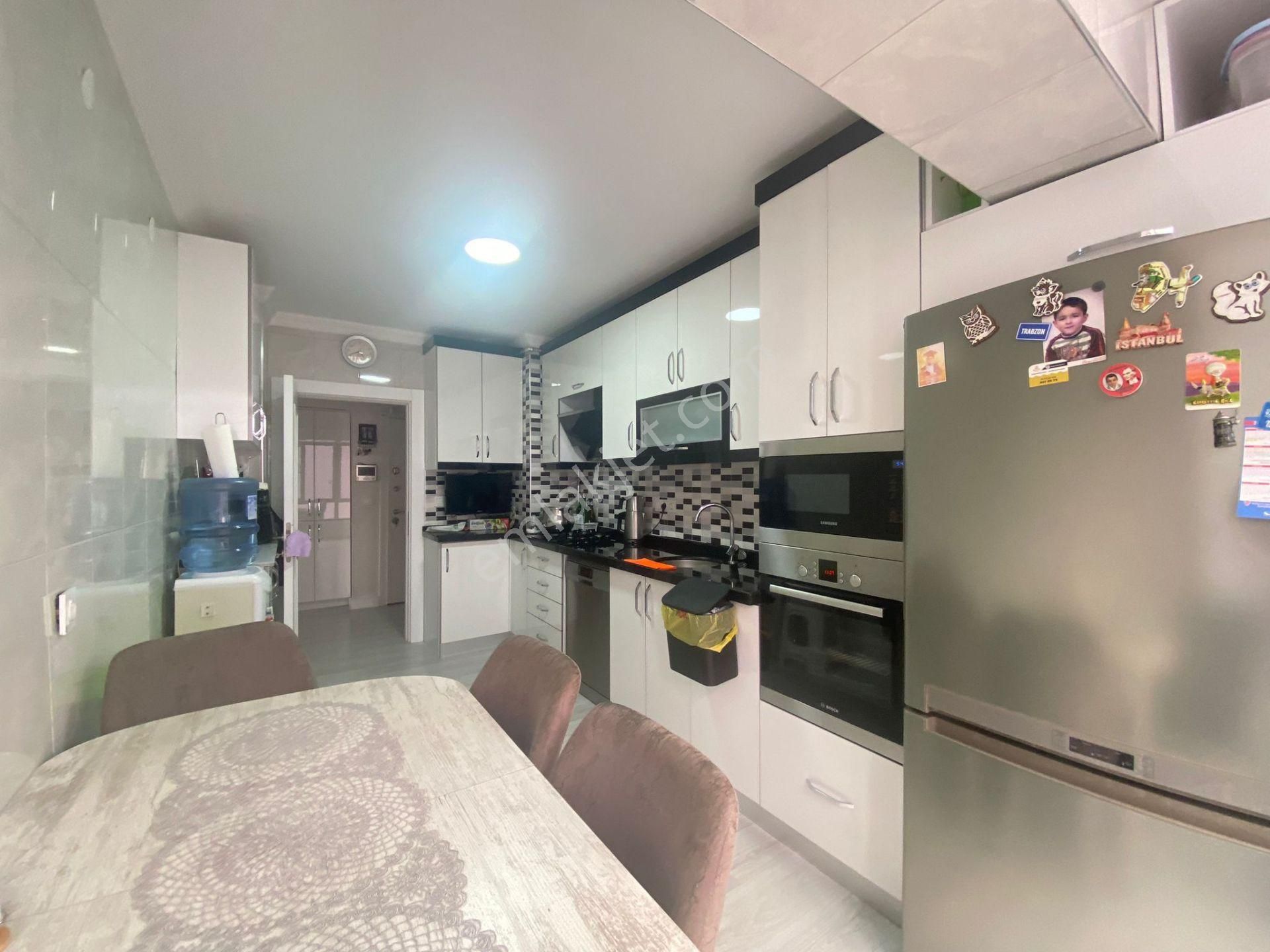 Uzman Emlak'dan İncirli Mh'de Cadde Yakını Ultralüx Yapılı Şehir Manzaralı Isı Yalıtımlı 5+1 Dubleks - Görsel 15