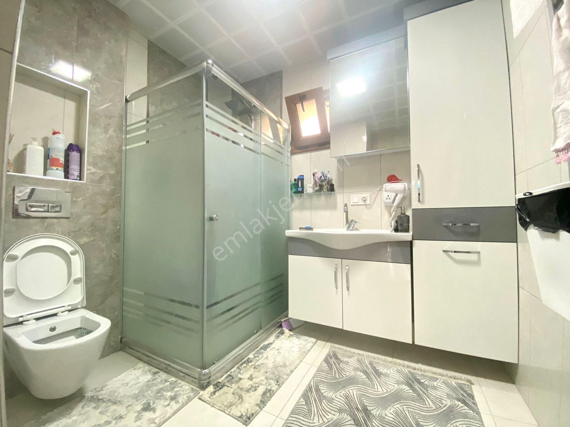 Uzman Emlak'dan İncirli Mh'de Cadde Yakını Ultralüx Yapılı Şehir Manzaralı Isı Yalıtımlı 5+1 Dubleks - Görsel 18