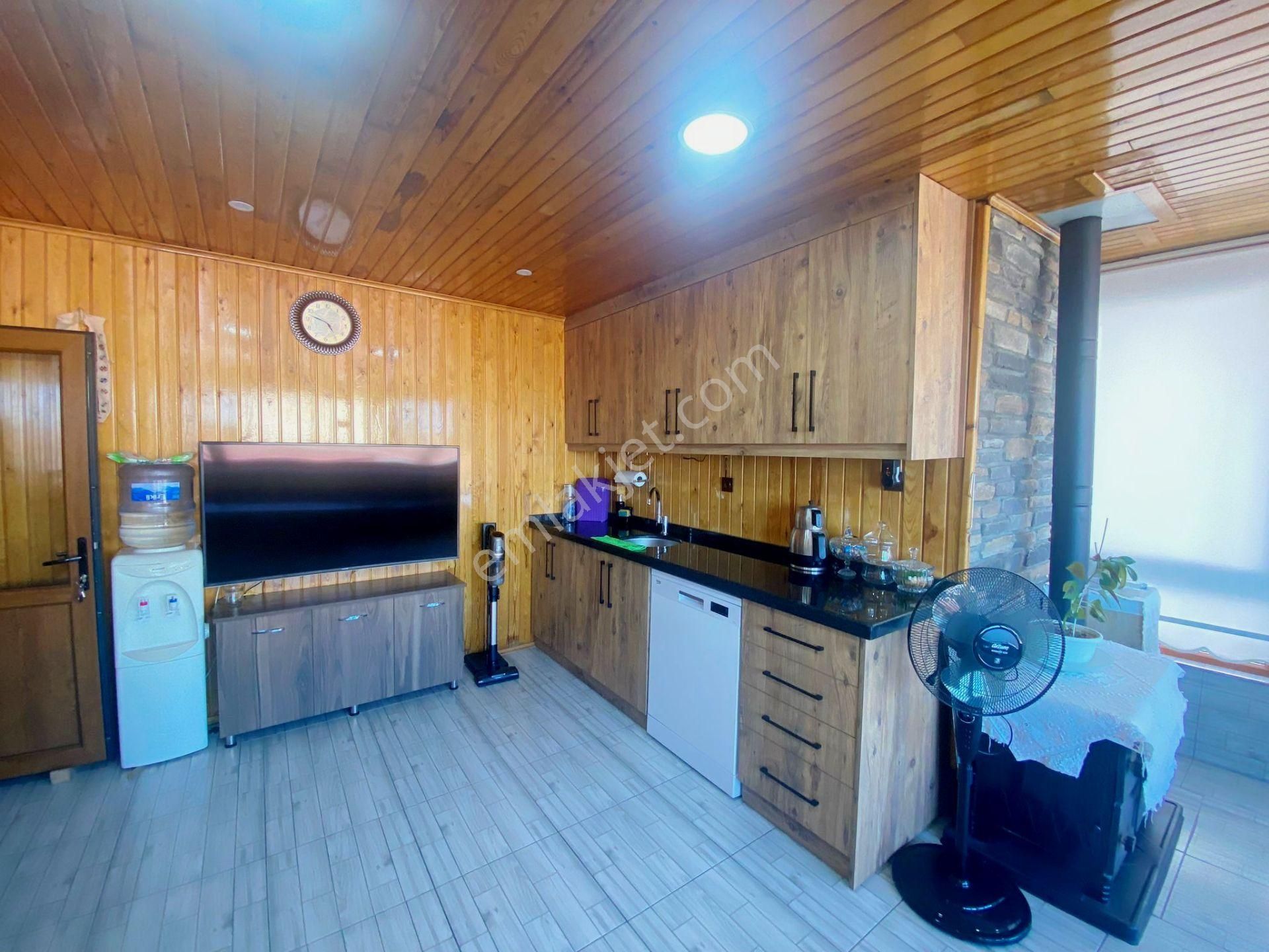 Uzman Emlak'dan İncirli Mh'de Cadde Yakını Ultralüx Yapılı Şehir Manzaralı Isı Yalıtımlı 5+1 Dubleks - Görsel 34