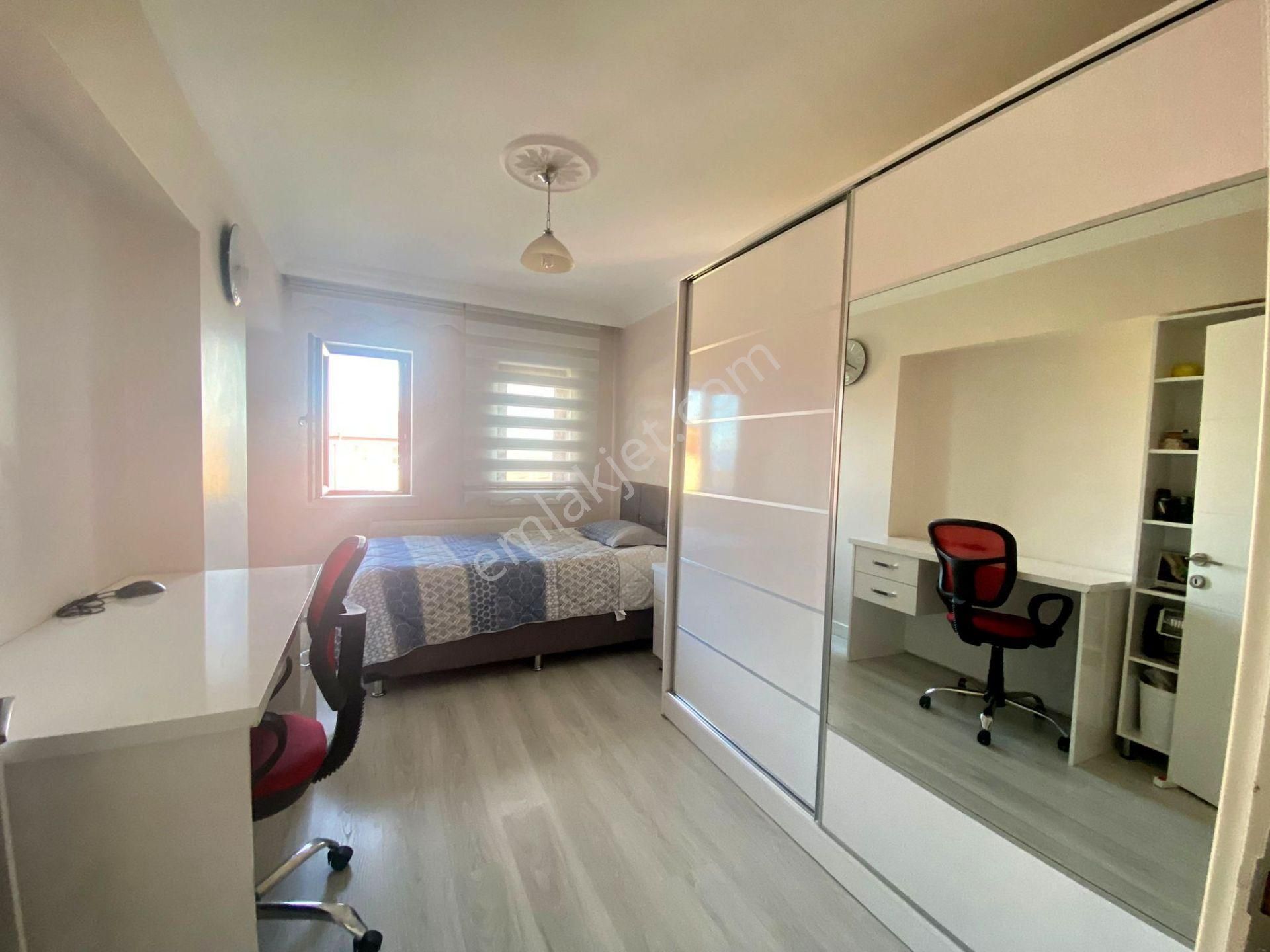 Uzman Emlak'dan İncirli Mh'de Cadde Yakını Ultralüx Yapılı Şehir Manzaralı Isı Yalıtımlı 5+1 Dubleks - Görsel 7