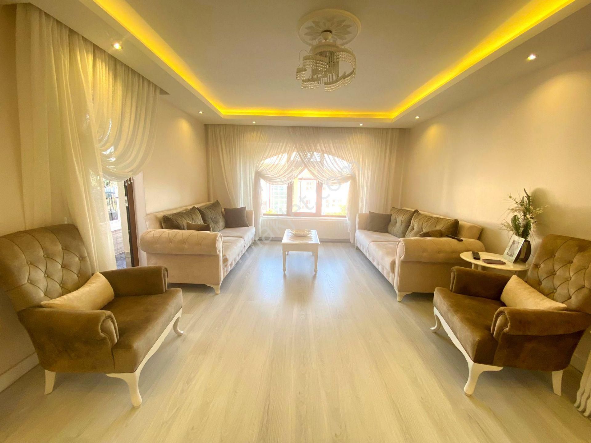 Uzman Emlak'dan İncirli Mh'de Cadde Yakını Ultralüx Yapılı Şehir Manzaralı Isı Yalıtımlı 5+1 Dubleks - Görsel 2