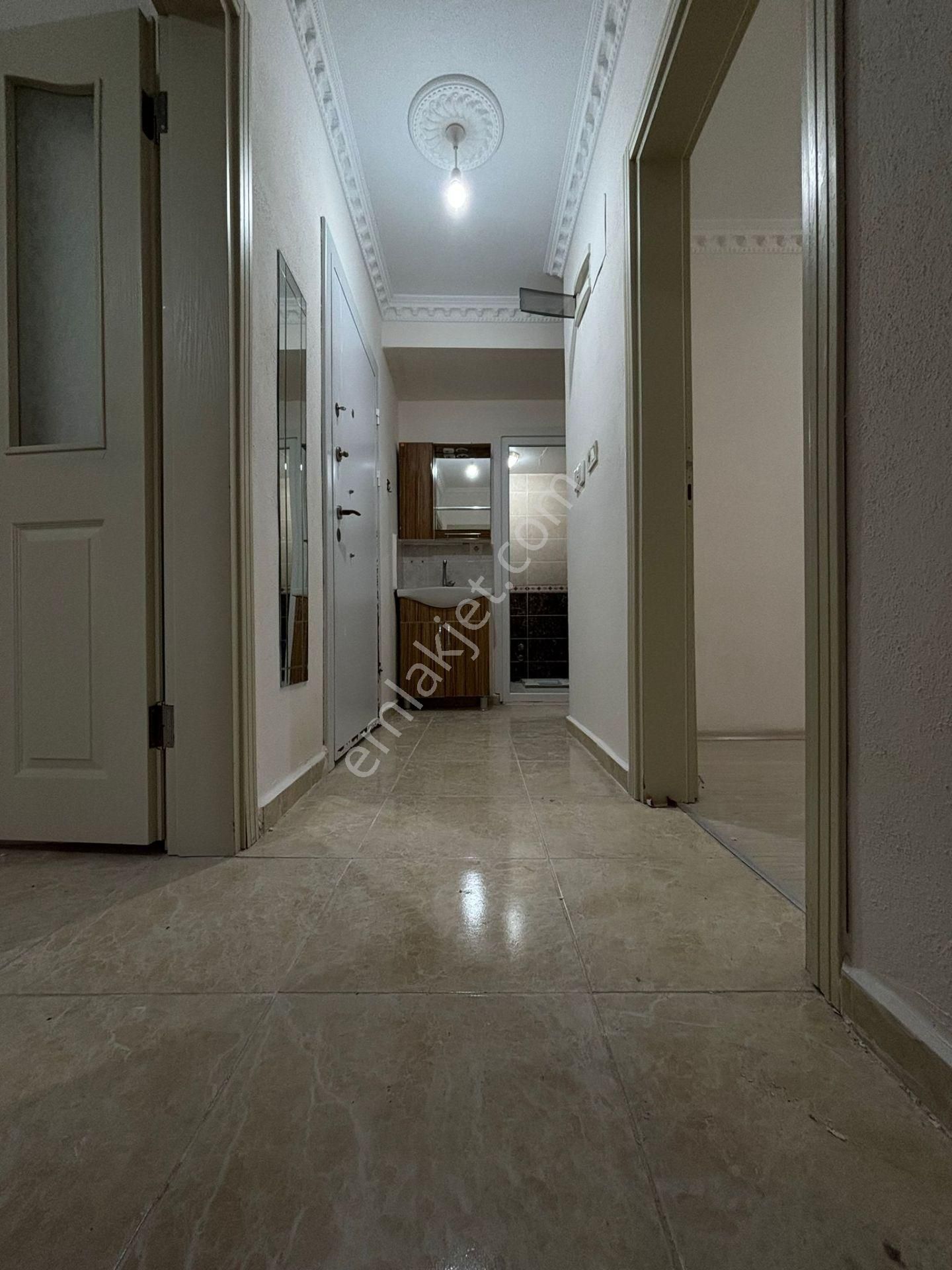 Amasyalılar Meydanda Merkez'de 2+1 İskanlı Kombili Acıl Satılık - Görsel 22