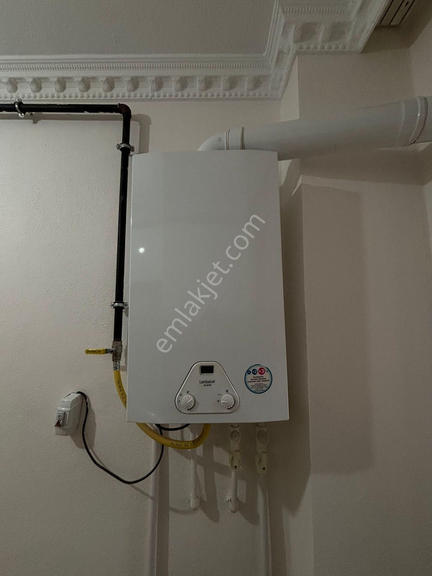 Amasyalılar Meydanda Merkez'de 2+1 İskanlı Kombili Acıl Satılık - Görsel 10