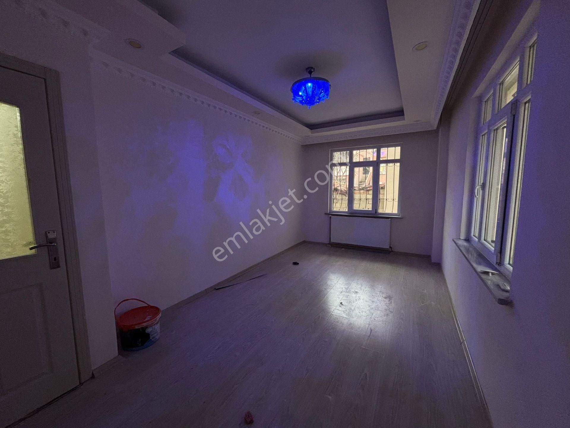 Amasyalılar Meydanda Merkez'de 2+1 İskanlı Kombili Acıl Satılık - Görsel 5