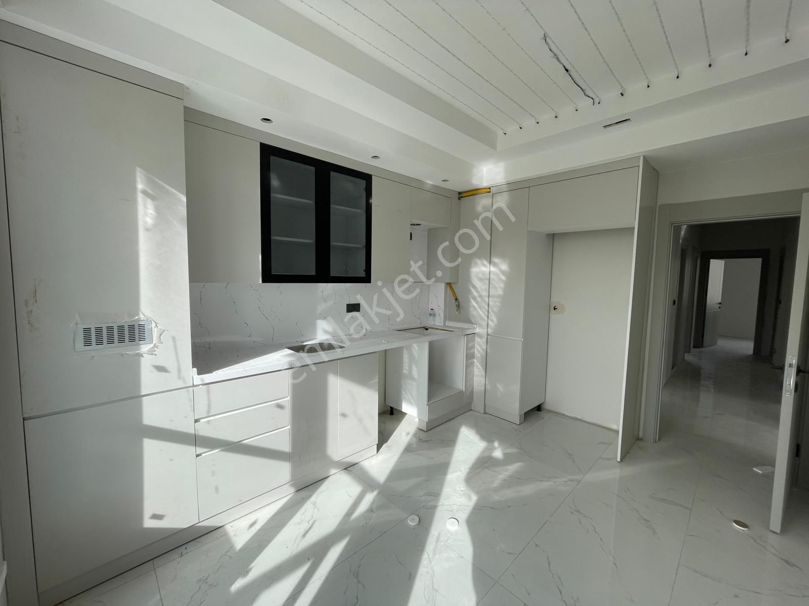 Afyon Üçok Emlaktan Mareşal F Çakmak Satılık Lüx Sıfır 3+1 Daireler - Görsel 11