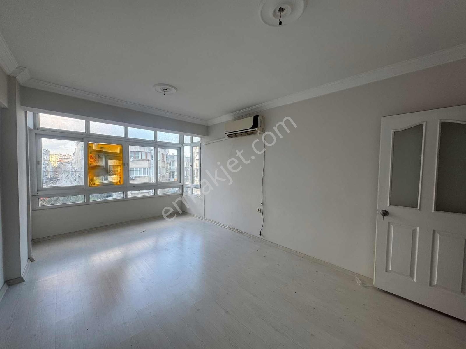 Bürmen'den Hatay Nokta'da Caddeye Çok Yakın 2+1 Kombili Daire - Görsel 4