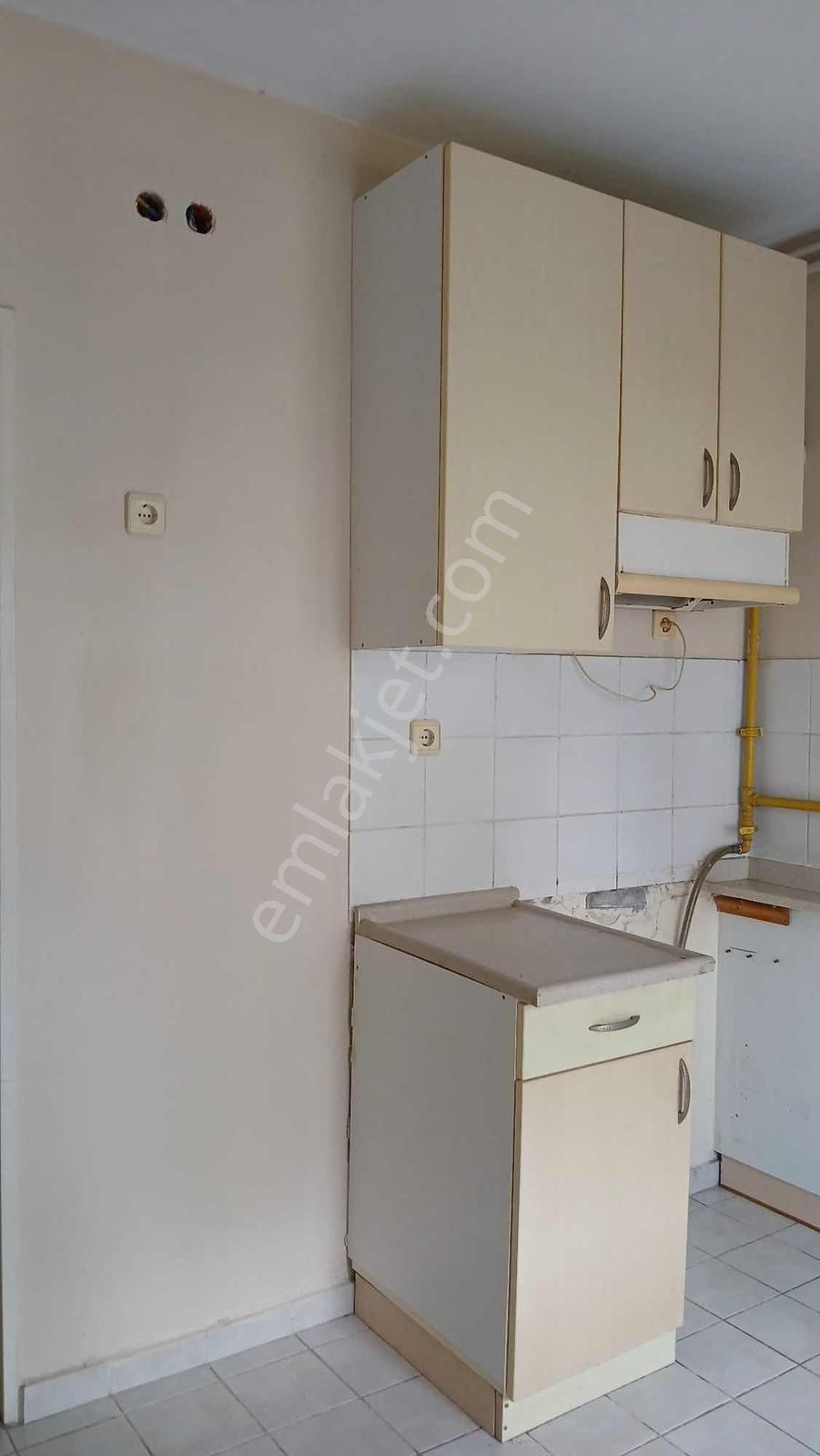 Adapazarı Camili De 3+1 Ara Kat Yatırımlık Daire - Görsel 2