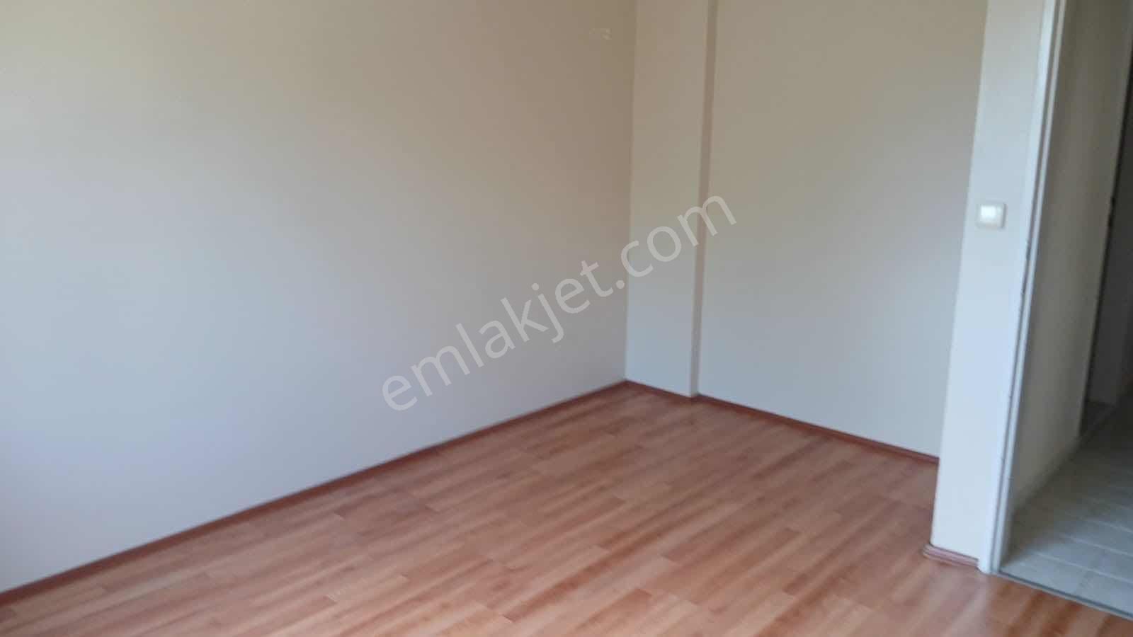 Adapazarı Camili De 3+1 Ara Kat Yatırımlık Daire - Görsel 3