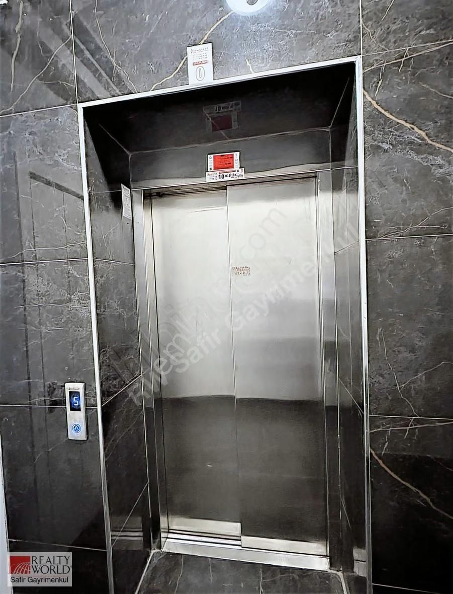 Devlet Hastanesi Yürüme Mesafesi Cadde Üzeri 1+1 Eşyalı Kiralık - Görsel 8