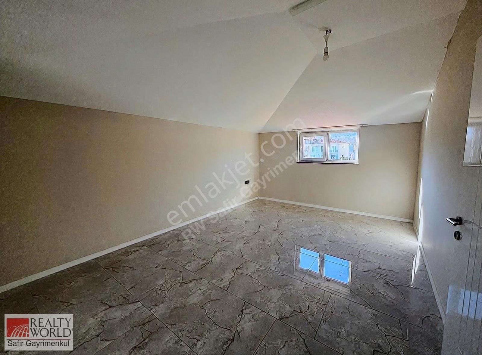Hallaçlar'da 2+1 Önü Yeşil Alan Geniş Balkonlu Kiralık Daire - Görsel 15