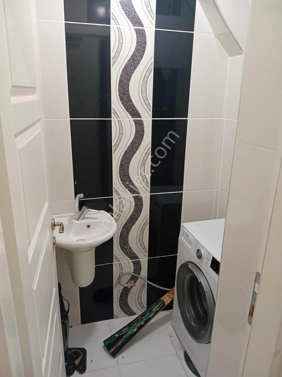 Bahçelievler De Kiralık 2+1 Eşyalı Daire (fatih Caddesi Üstü ) - Görsel 6