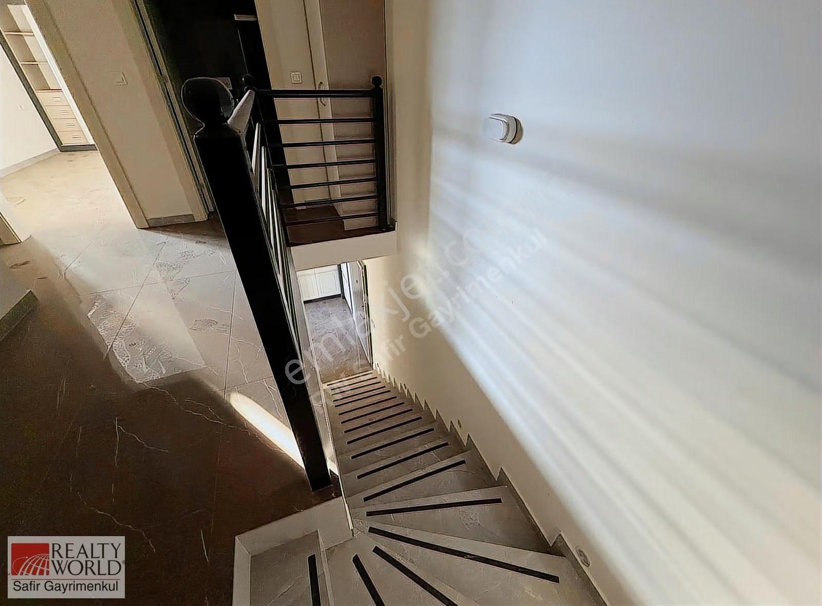 Mehmetçik Mahallesinde Cadde Üzeri Yeni Binada Satılık Daire - Görsel 15