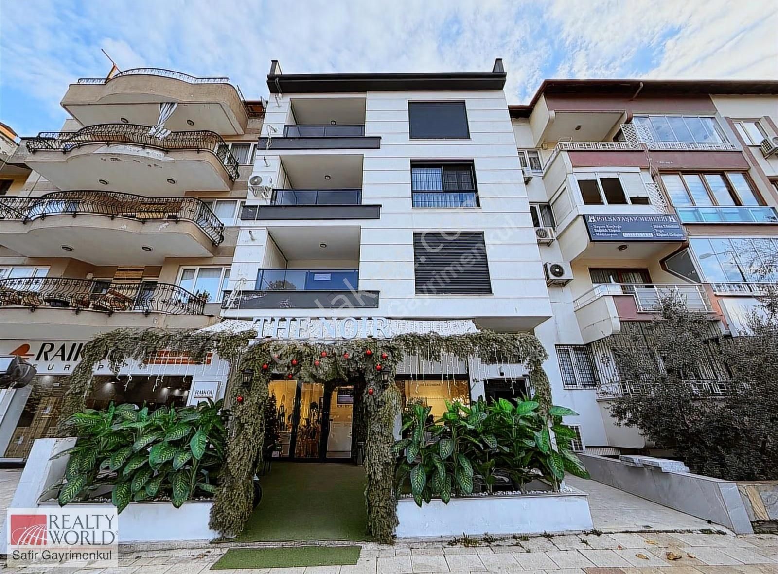 Mehmetçik Mahallesinde Cadde Üzeri Yeni Binada Satılık Daire - Görsel 6