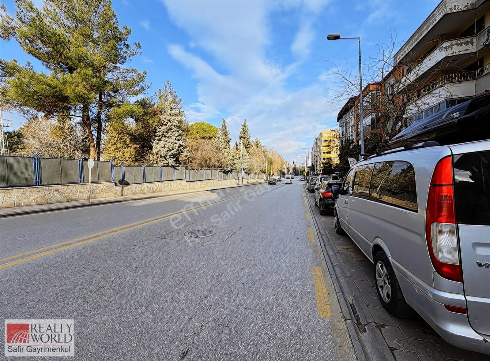 Mehmetçik Mahallesinde Cadde Üzeri Yeni Binada Satılık Daire - Görsel 7