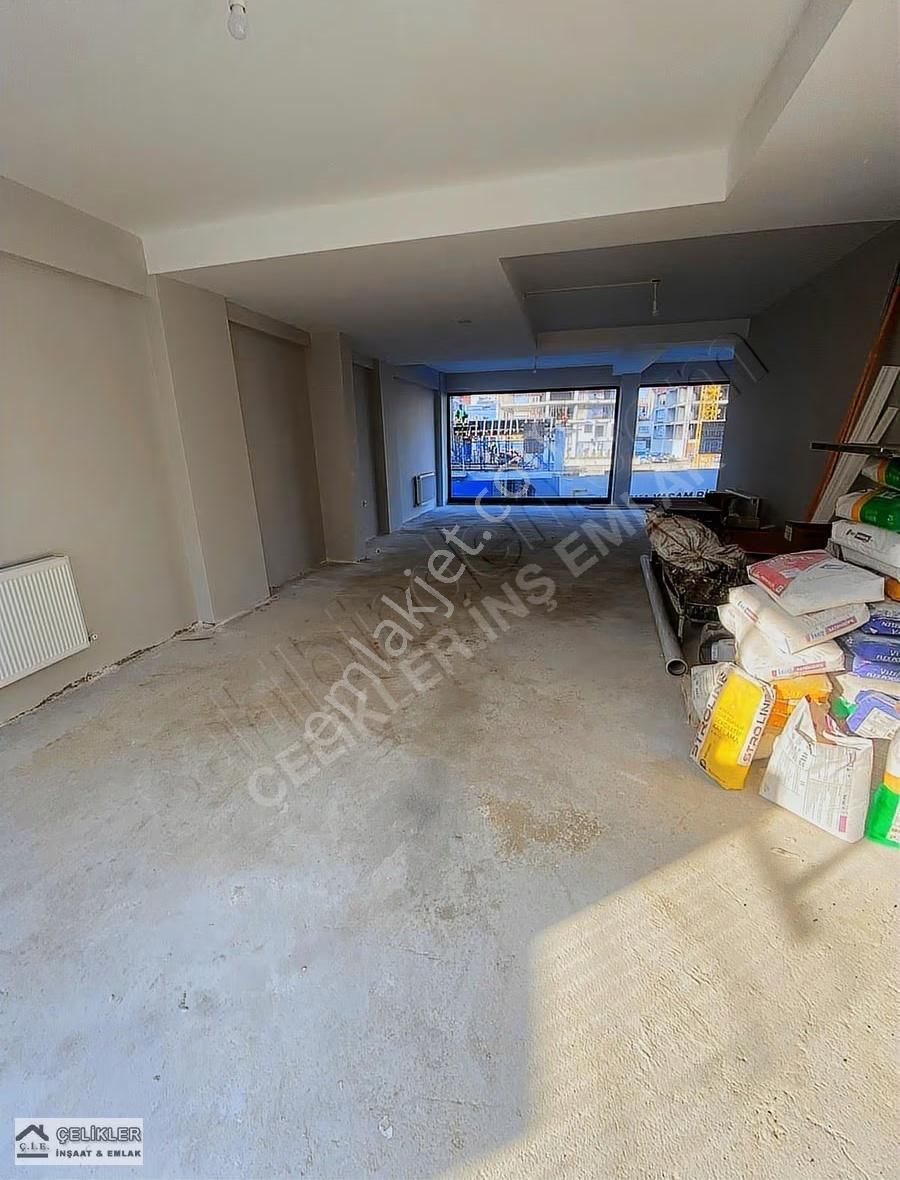 15 Temmuz Mah İstiklal Caddesine Çok Yakın Sıfır İskanlı Dükkan - Görsel 3