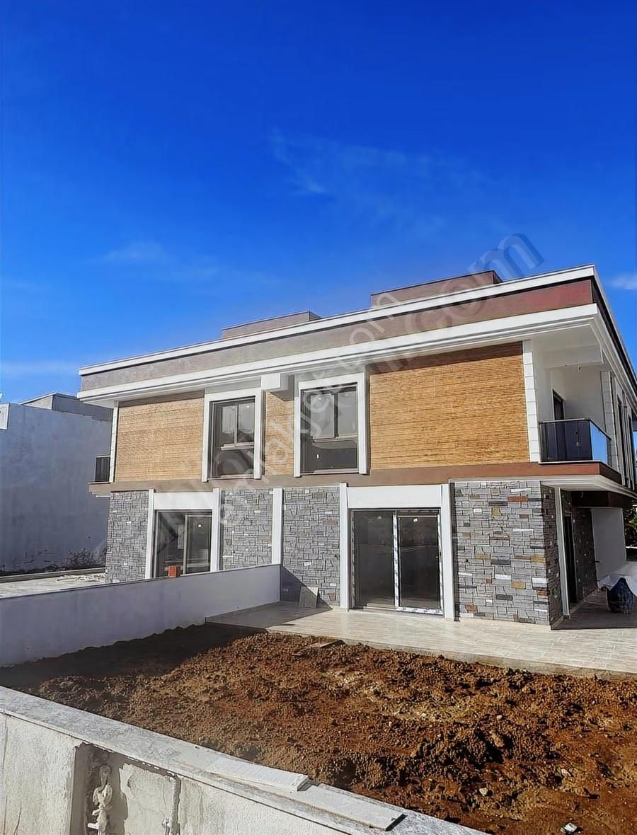 Canyurt Gayrimenkulden Satılık Lüx Villa