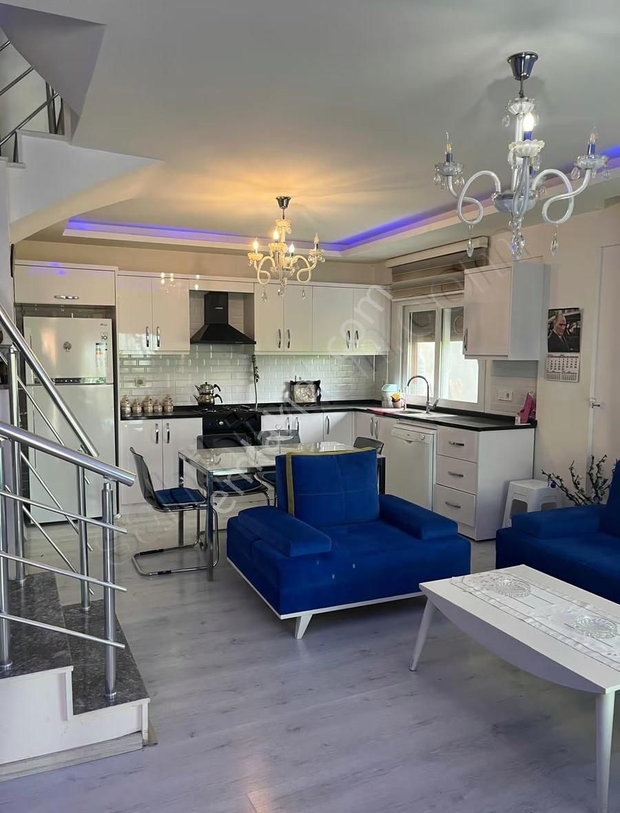 Canyurt Gayrimenkulden Yeni Foçada Satılık Triblex - Görsel 20