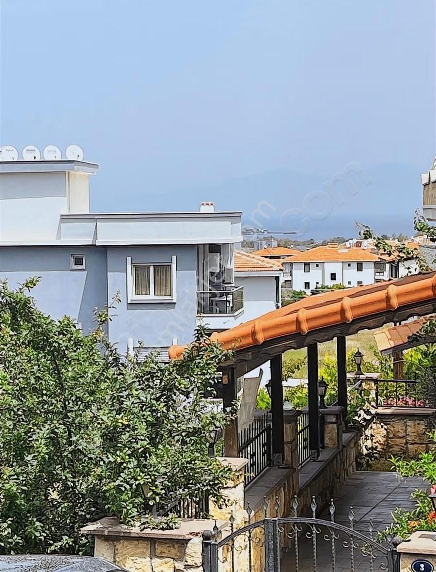 Canyurt Gayrimenkulden Yeni Foçada Satılık Triblex - Görsel 28