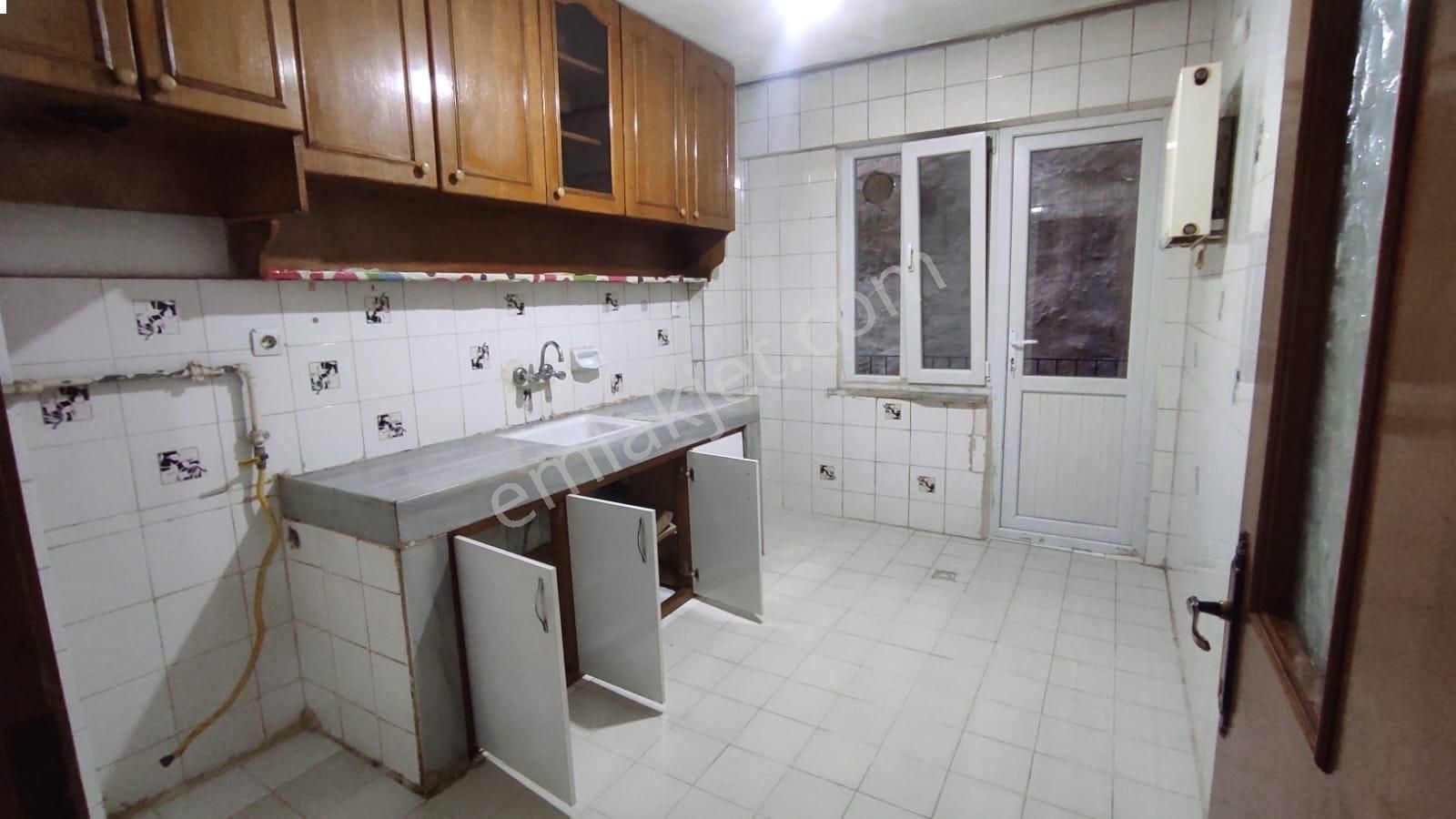 Setel Premiumdan Eğitim Mah Kiralık 3+1 - Görsel 3