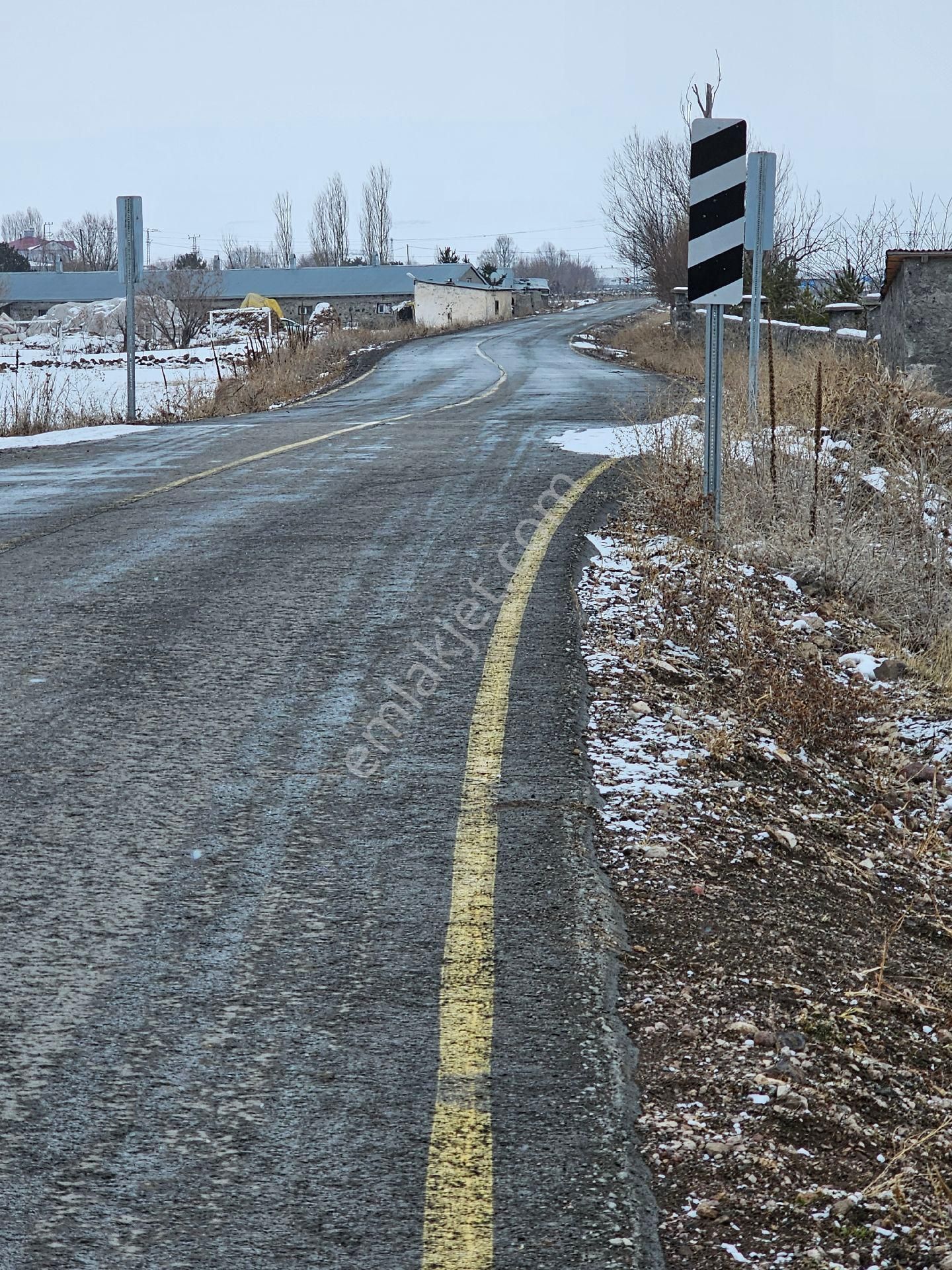 Acil Satılık Kars Karacaören Koyunde Satilik Tarla - Görsel 13