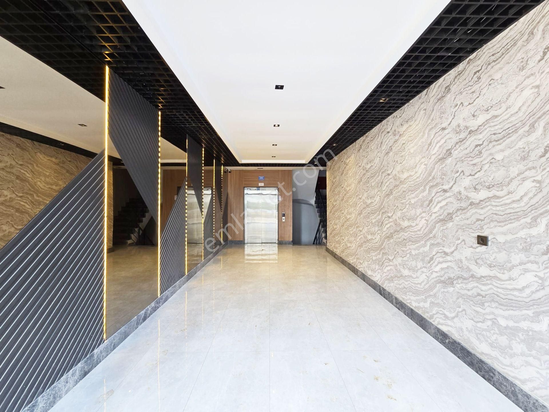 Yüzüncüyıl'da Bulvar Üzeri Site İçi Akıllı Ev Sıstemlı Sosyal Aktiviteli - Görsel 23