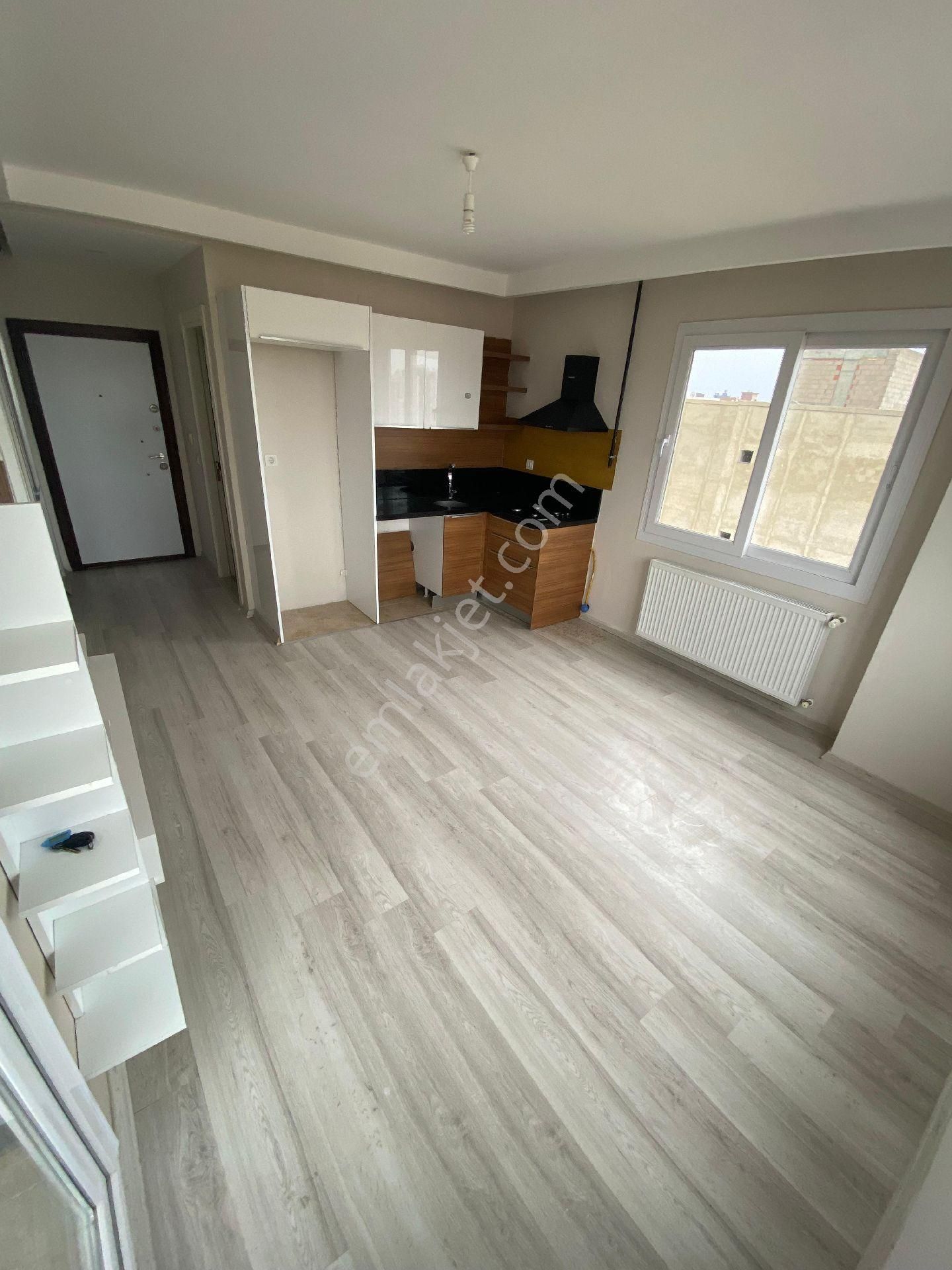 Erguvan Caddesi Üzeri Hasarsız İskanlı Kiralık 1+1 Daire - Görsel 5