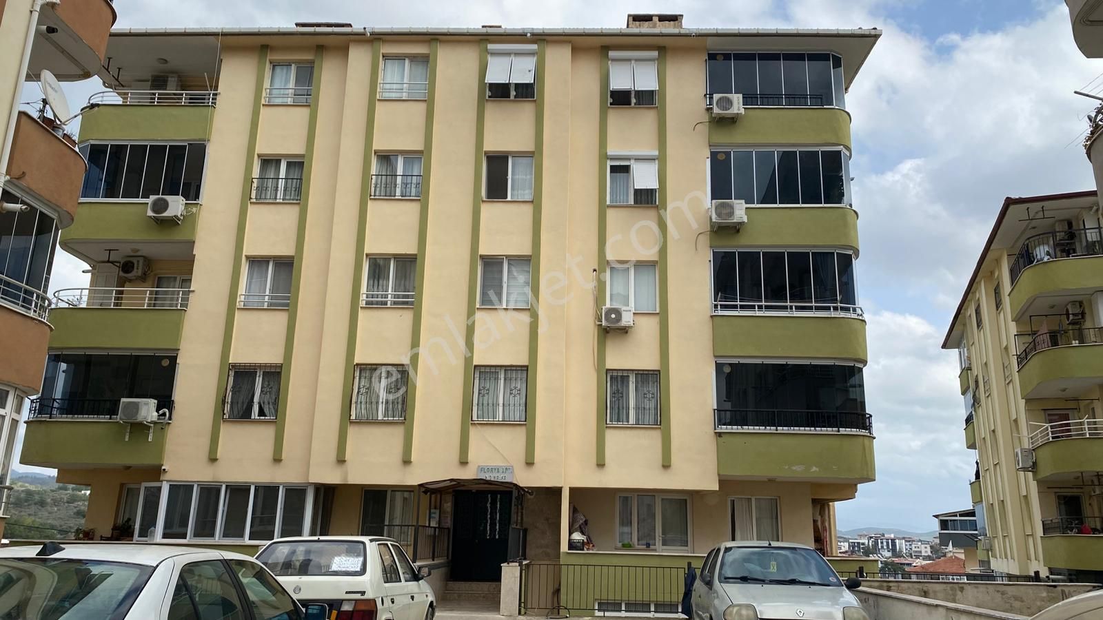 Buket Emlaktan 2+1 Eşyalı Kiralık Daire Doğalgazlı Asansörlü Ara Kat