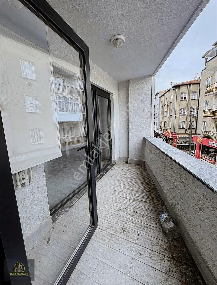 Bağlarbaşında Kiralık Daire 3+1 Dublex Yerden Isıtma - Görsel 9