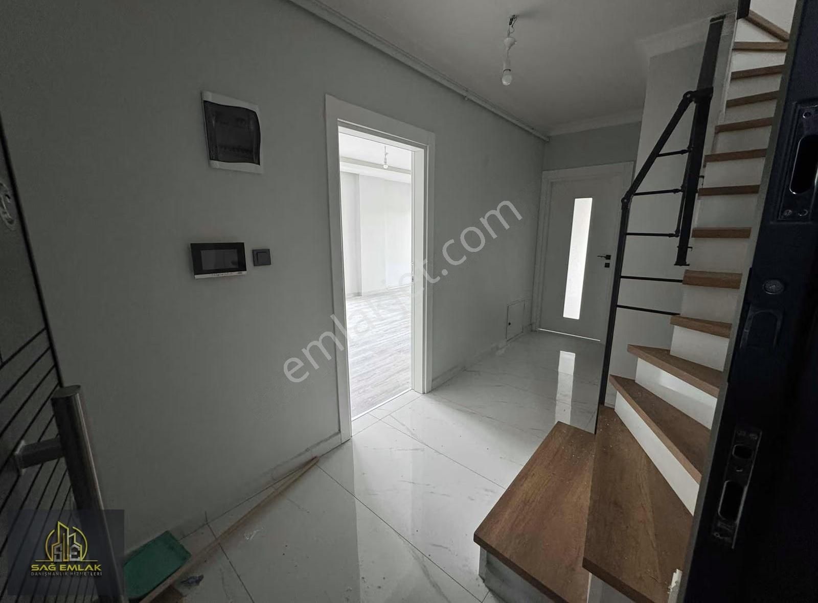 Bağlarbaşında Kiralık Daire 3+1 Dublex Yerden Isıtma