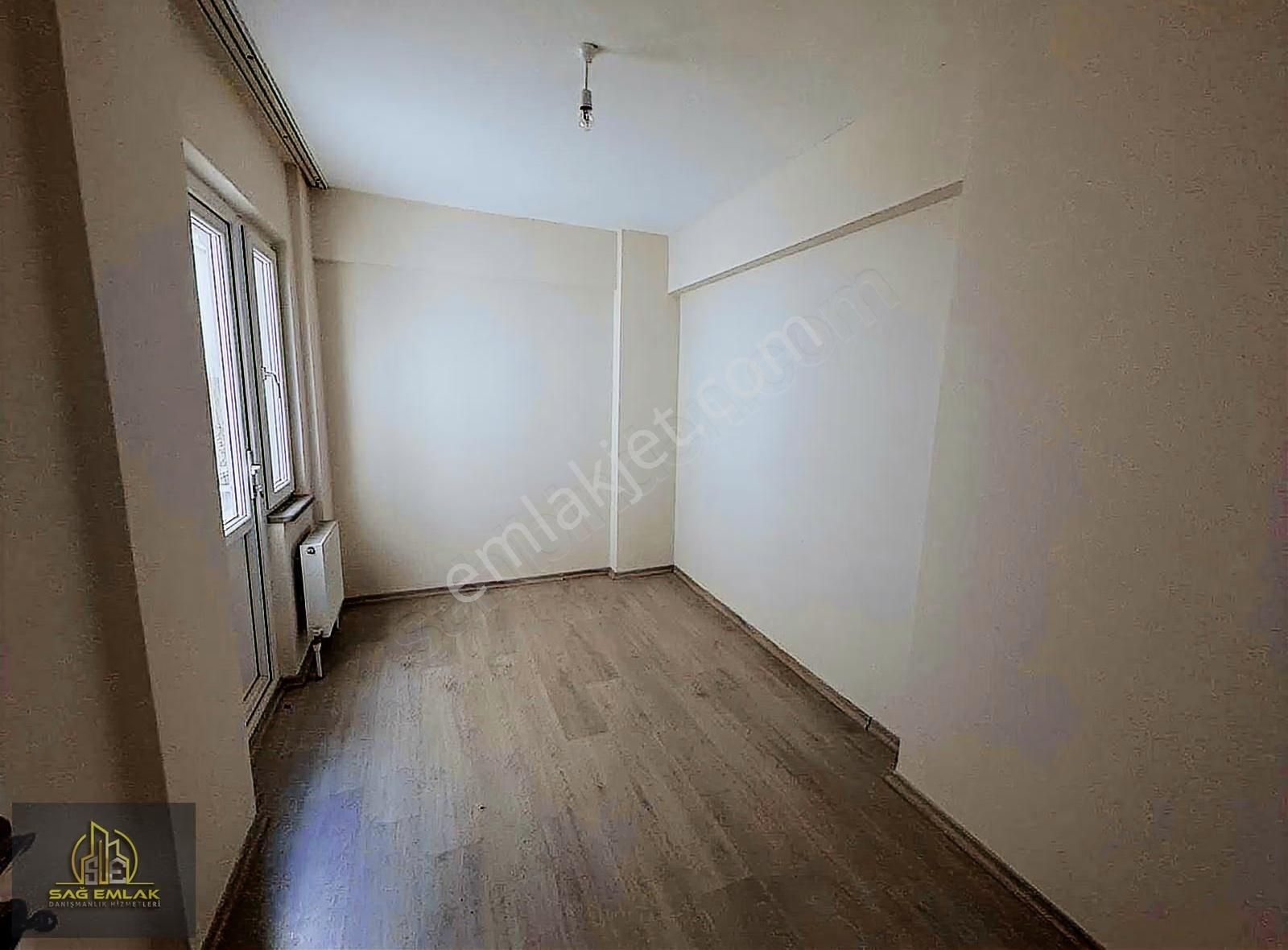 Bağlarbaşında Metroya 5 Dk Yenilenmiş 2+1 Kiralık Daire - Görsel 2