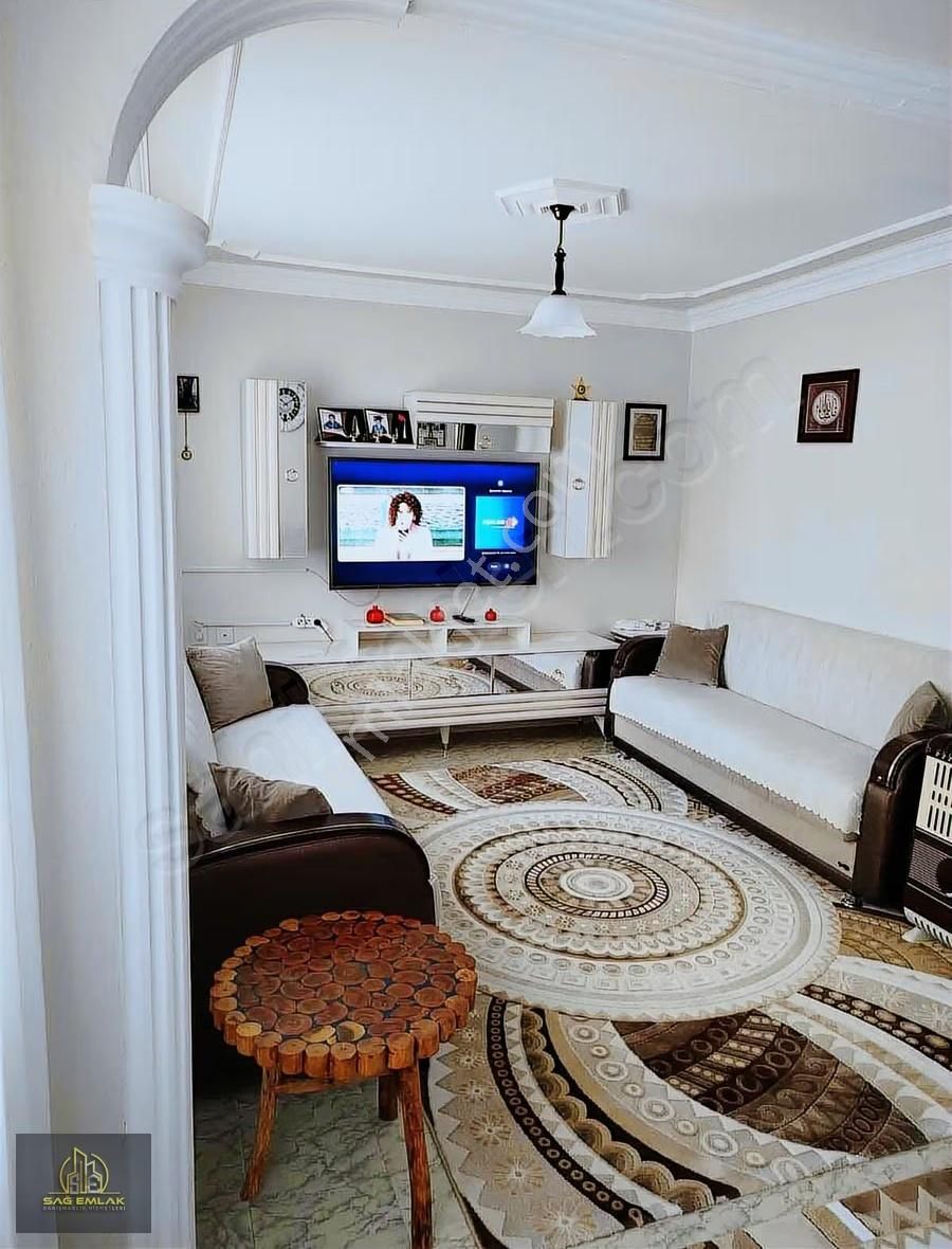 Bağlarbaşında Satılık 2+1 Daire Ara Kat Çift Cephe - Görsel 8