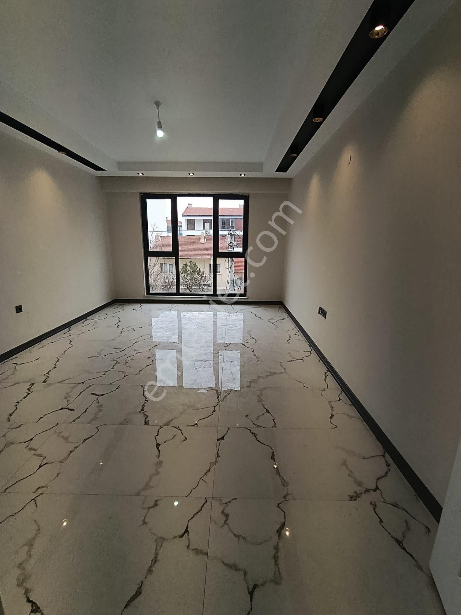 Çamlıca Mahallesinde 3+1 Sıfır Daire - Görsel 7