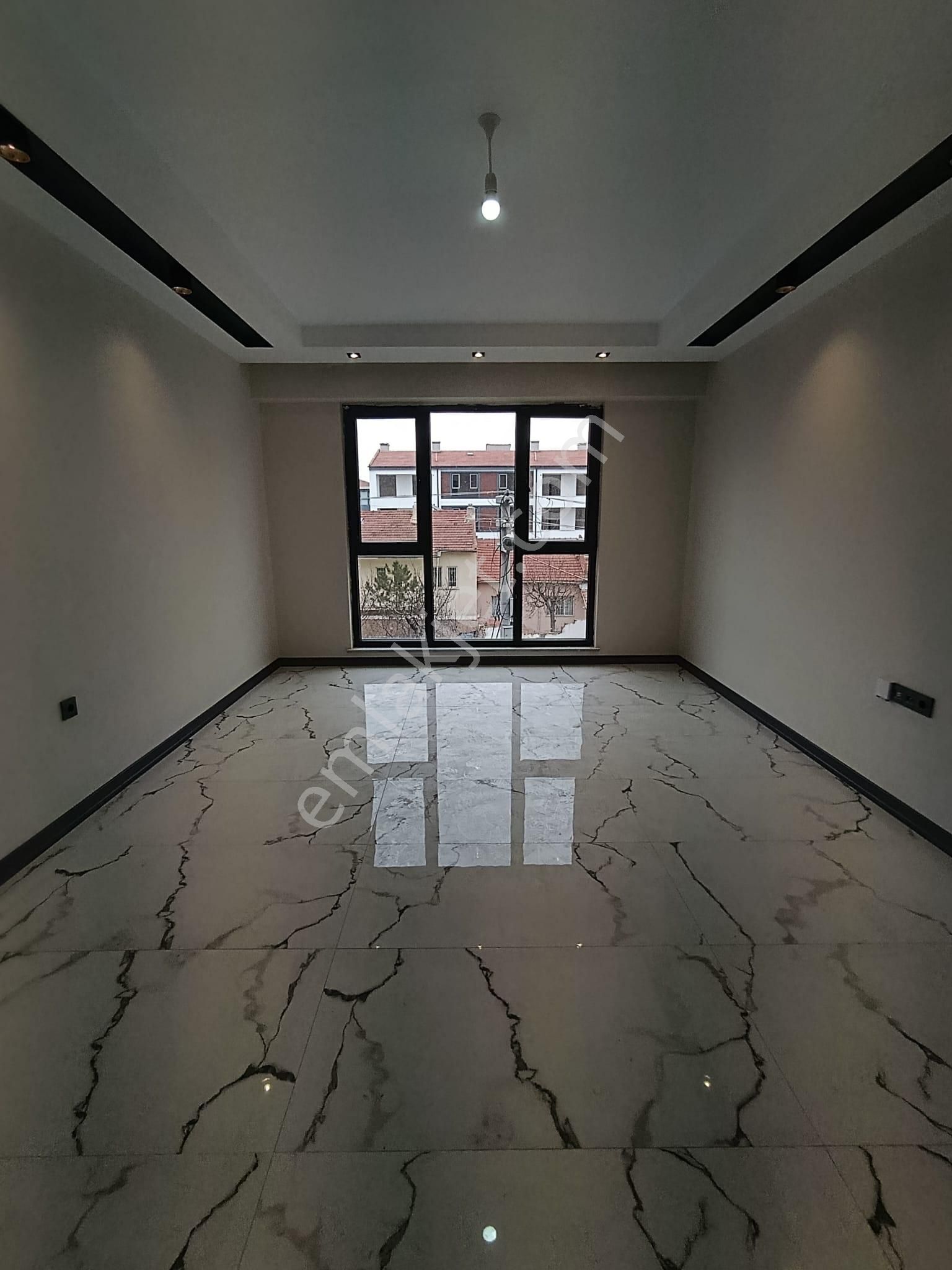 Çamlıca Mahallesinde 3+1 Sıfır Daire - Görsel 6