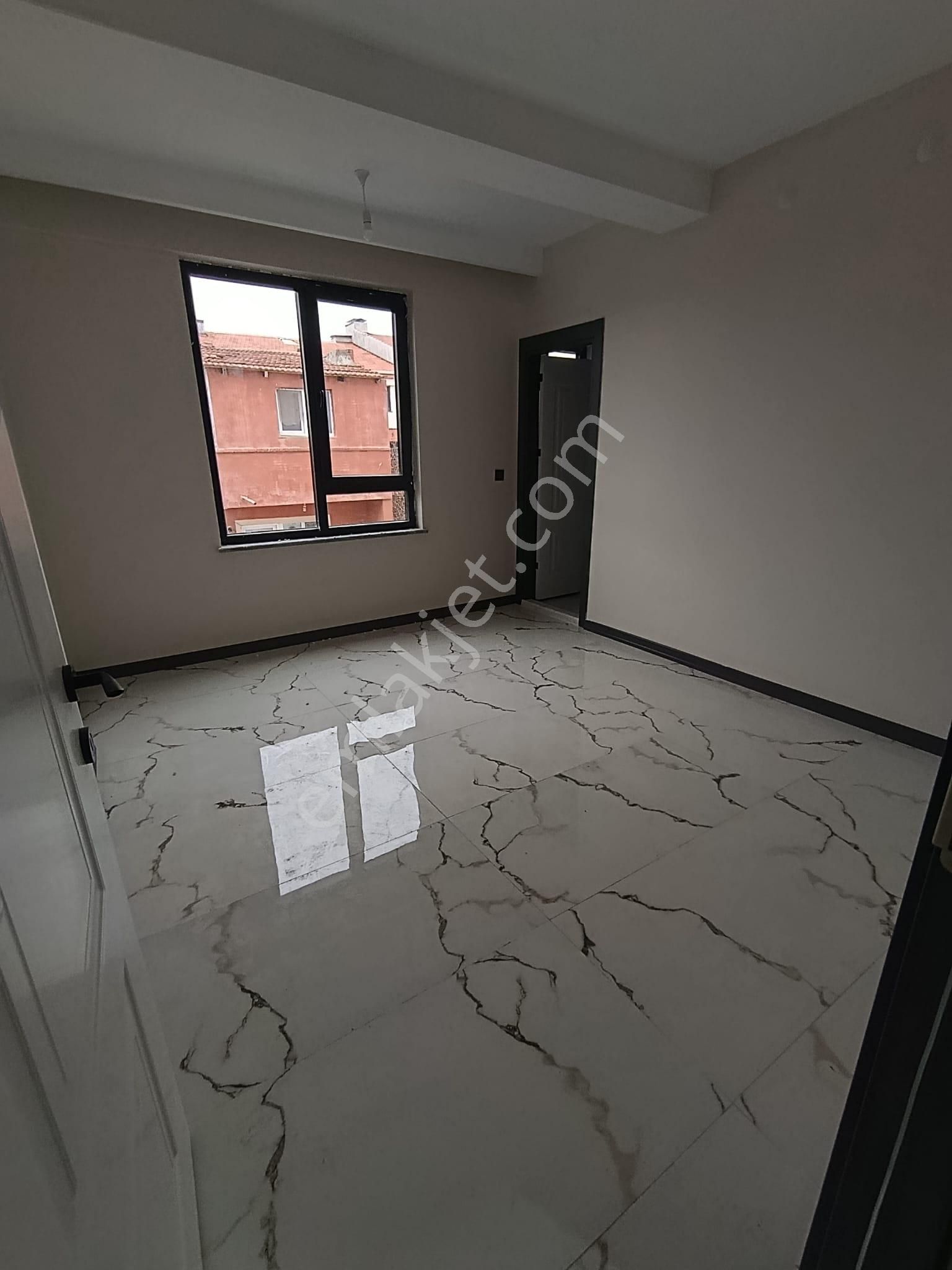 Çamlıca Mahallesinde 3+1 Sıfır Daire - Görsel 12