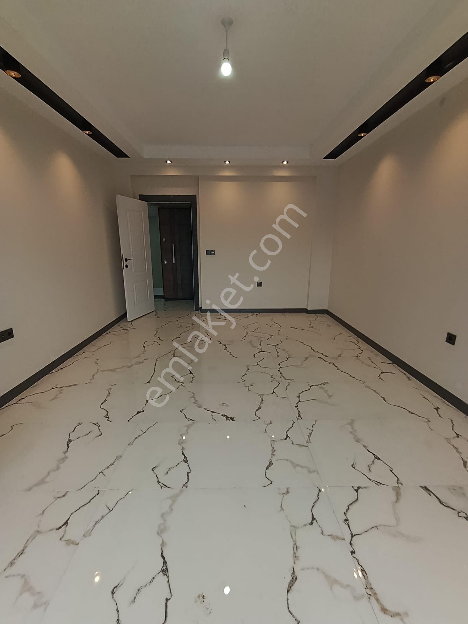 Çamlıca Mahallesinde 3+1 Sıfır Daire - Görsel 9