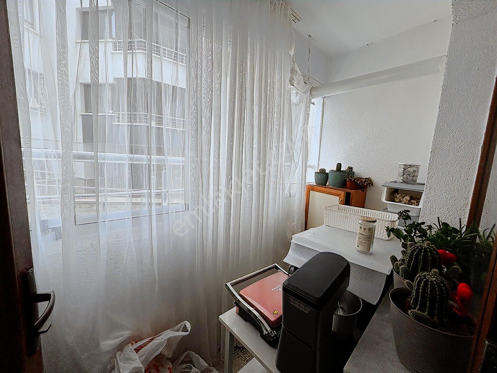 Emaks'tan Firsat 2+1/mevlana Bulv. Yakını/1165 Cd.üzeri/bakımlı - Görsel 6