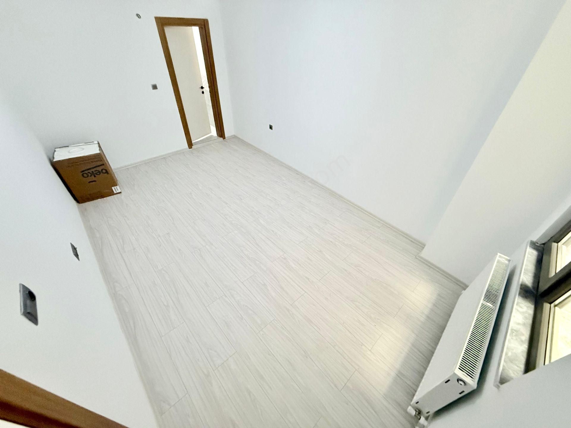 ▶ ▶akçay Körfez'den Geniş Metrekareli Ebeveyn Banyolu Ön Cephe 3+1 Sıfır Satılık Daire - Görsel 15
