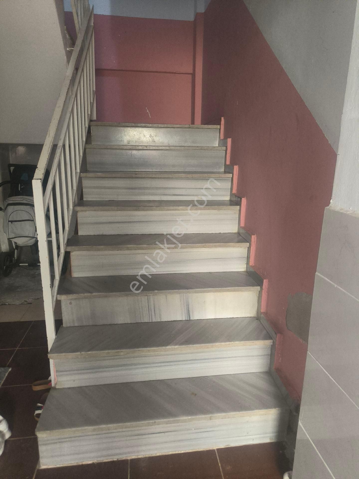 Pendik Üst Kaynarca Esenler Mahallesinde 3+1 Üçüncü Kat Doğalgaz Kombili Kiralık Daire - Görsel 2