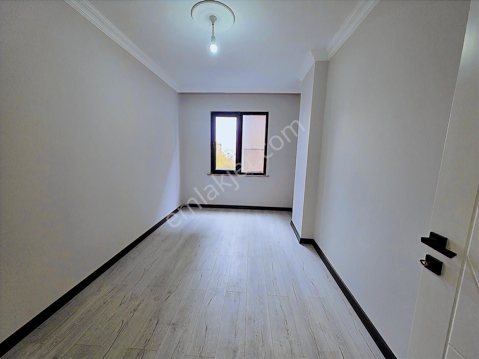 Kapaklı'nın En Merkezi Konumunda - Okulun Yanıbaşında Lüks 3+1 - Görsel 3