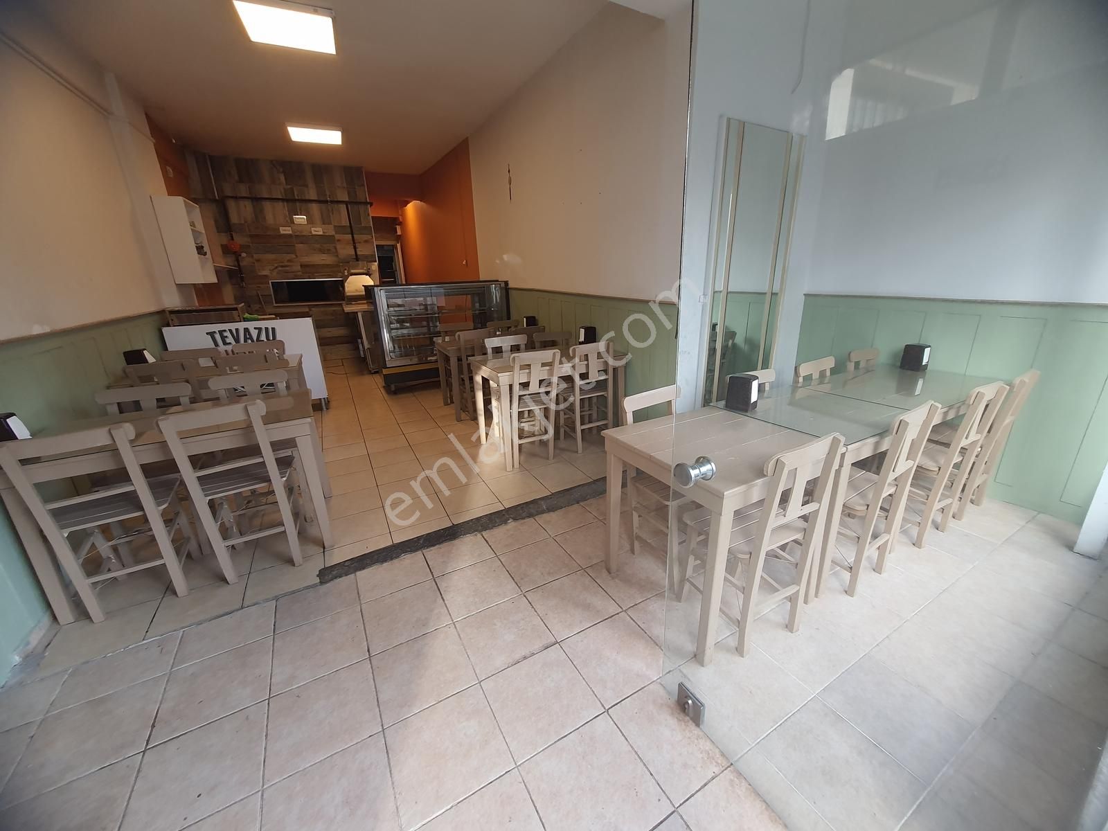 Ataşehir De Hazır Durumda Pide Ve Kebap Salonu Kiralık Dükkan