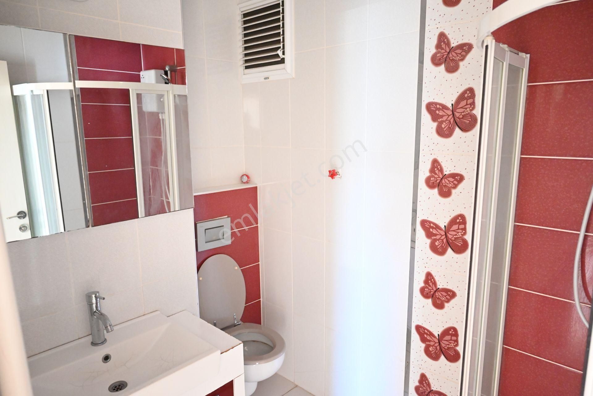Üstünkent Emlak'tan Caddeye Yakın Konumda 2+1 Kiralık Daire - Görsel 30
