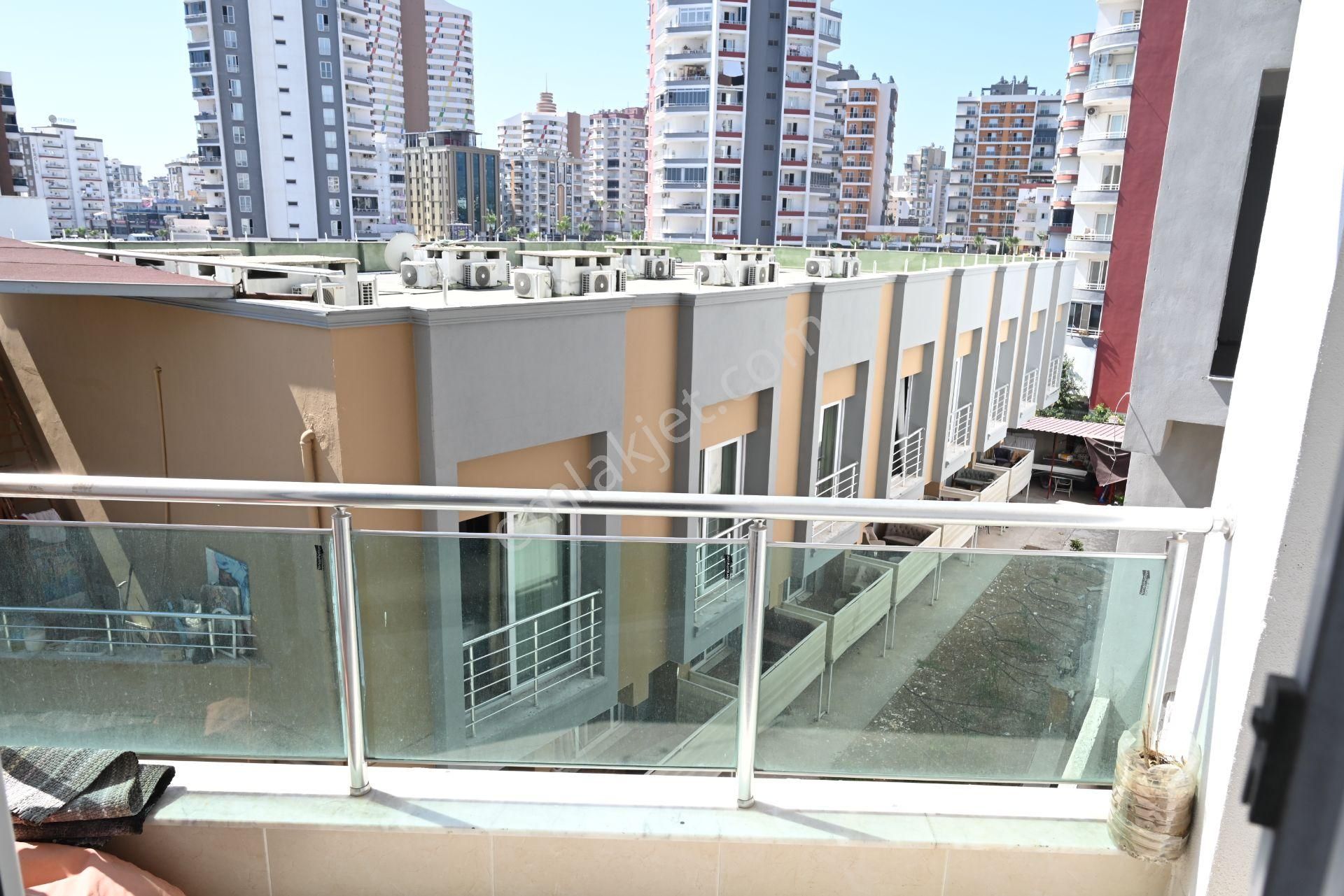 Üstünkent Emlak'tan Caddeye Yakın Konumda 2+1 Kiralık Daire - Görsel 35