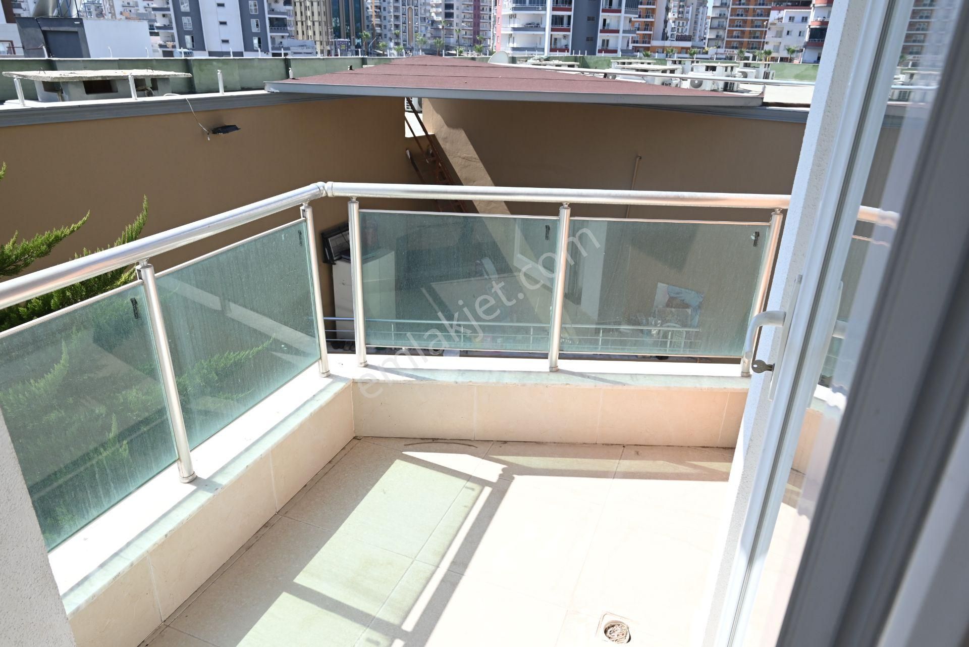 Üstünkent Emlak'tan Caddeye Yakın Konumda 2+1 Kiralık Daire - Görsel 36