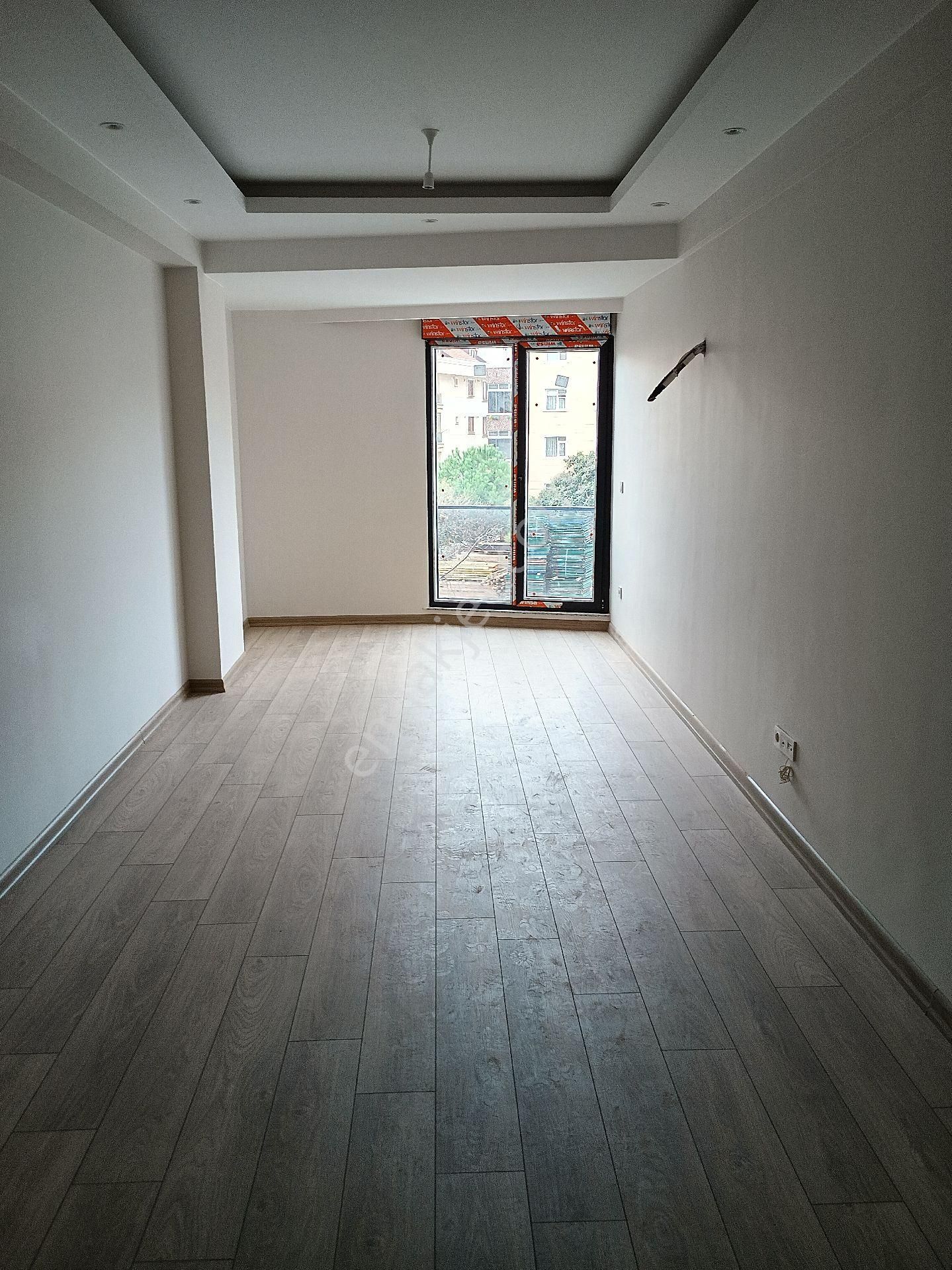 Küçükyalı Atatürk Cd Sıfır 2+1 Kombili Kat 2 - Görsel 3