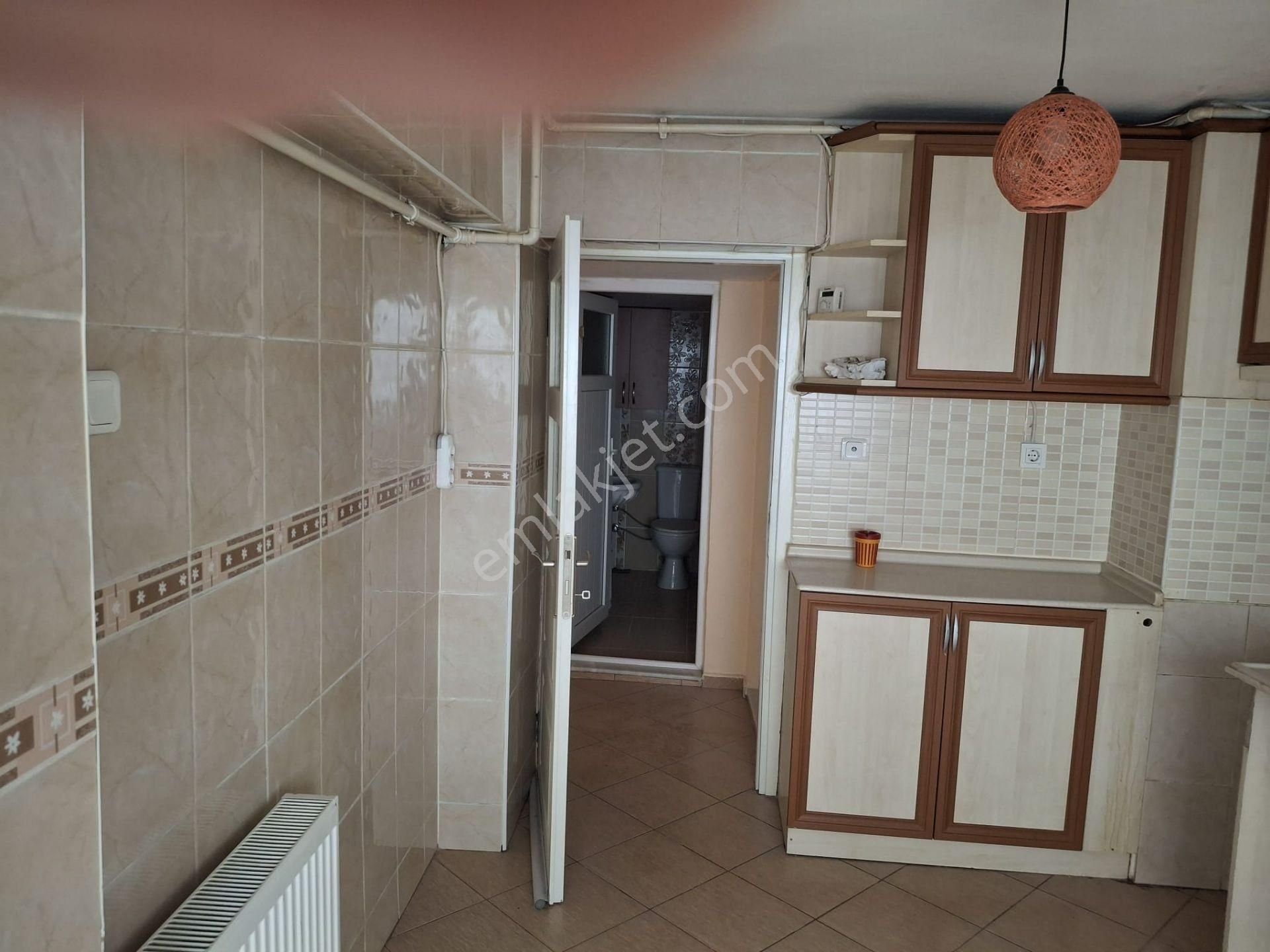 Taşkent De Aile Apartmanında Bakımlı Daire - Görsel 2