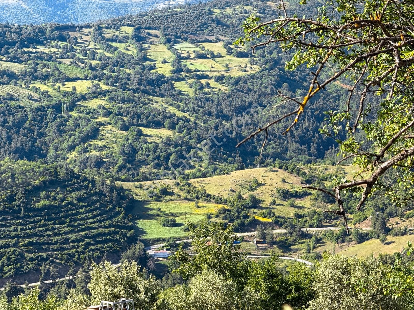 Yatırım Başkenti Balıkesir Kepsut'ta Köyiçi 328m² İmarlı Arsa - Görsel 11