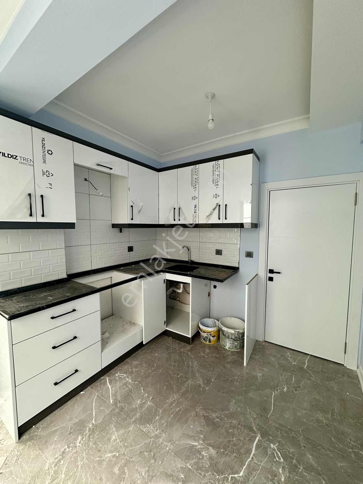 Biens'ten Çamlık Caddesi Dibinde 3+1 Dubleks Daire